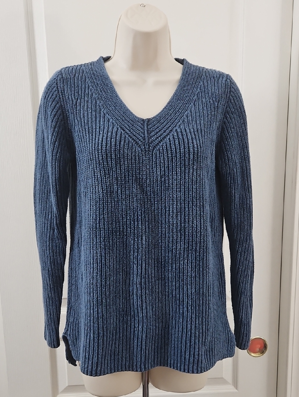LL Bean | Vintage 90's/Y2K V-Neck Ribbed 100% Cotton Knit Sweater - Blue Size S.